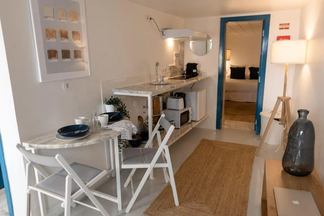 Beautiful 1 Bedroom Apartment In Lisbon Portugal