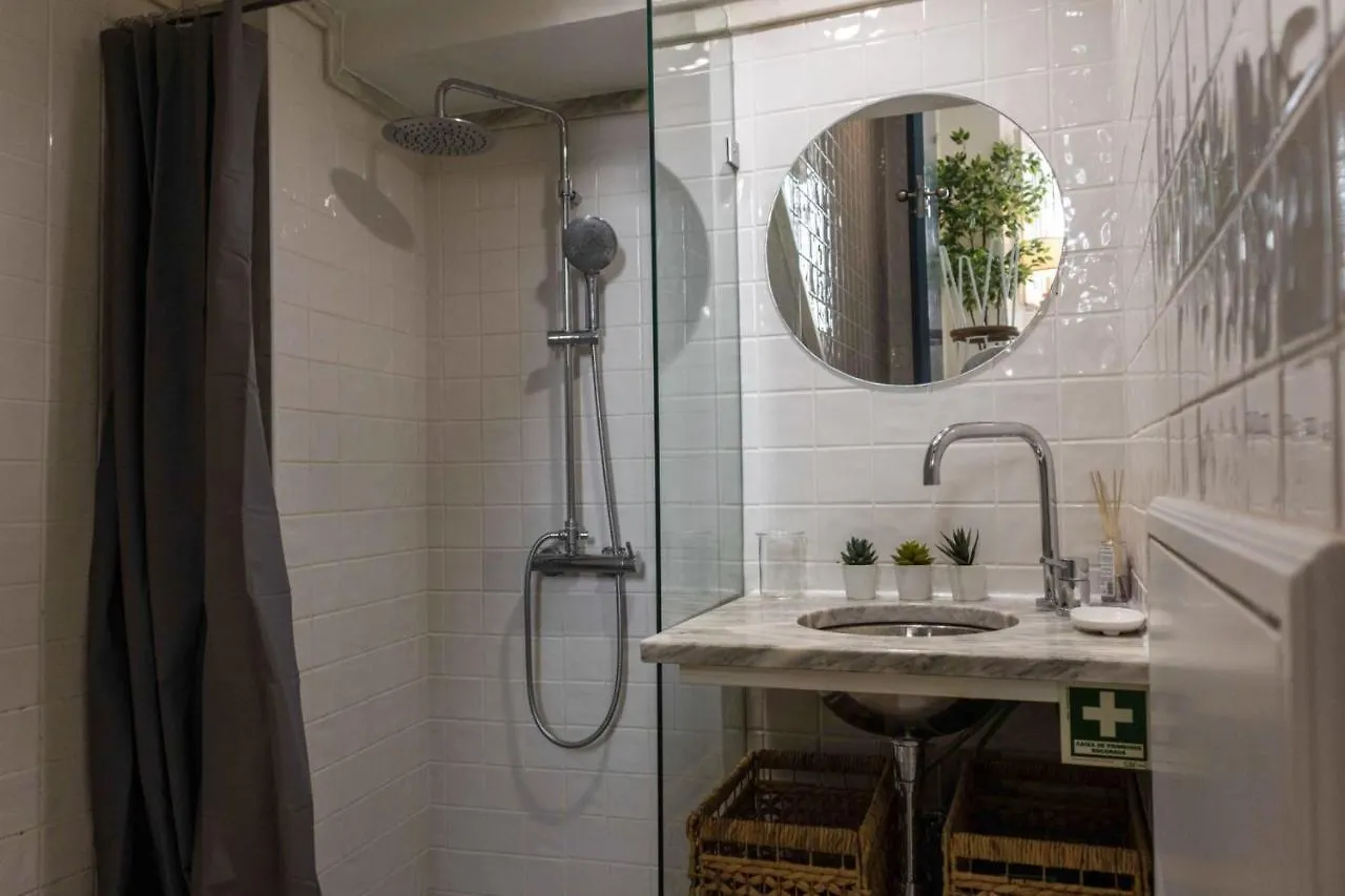 Beautiful 1 Bedroom Apartment In Lisbon 0*,  Portugal